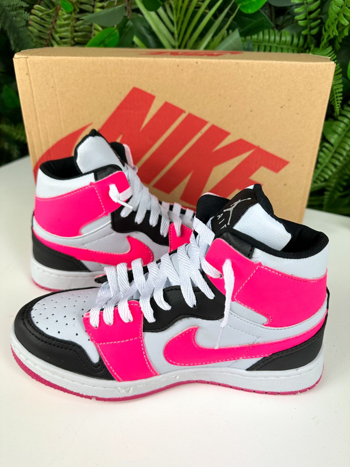 Linha jordan hot sale nike